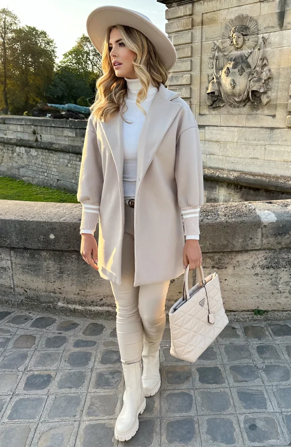 Valéro London™ | Oversized Coat with Stripes Beige