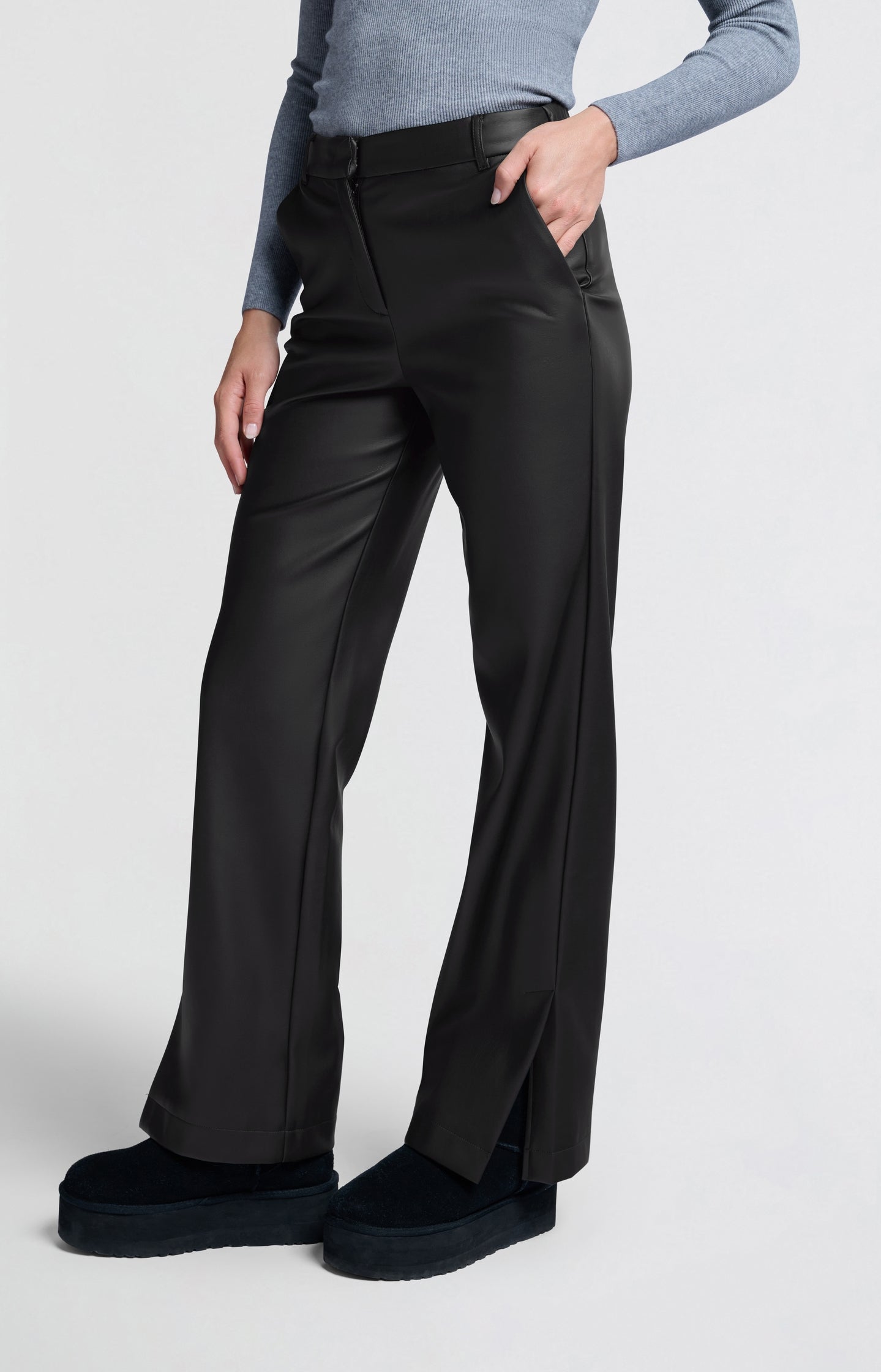 Valero London - Faux leather trousers