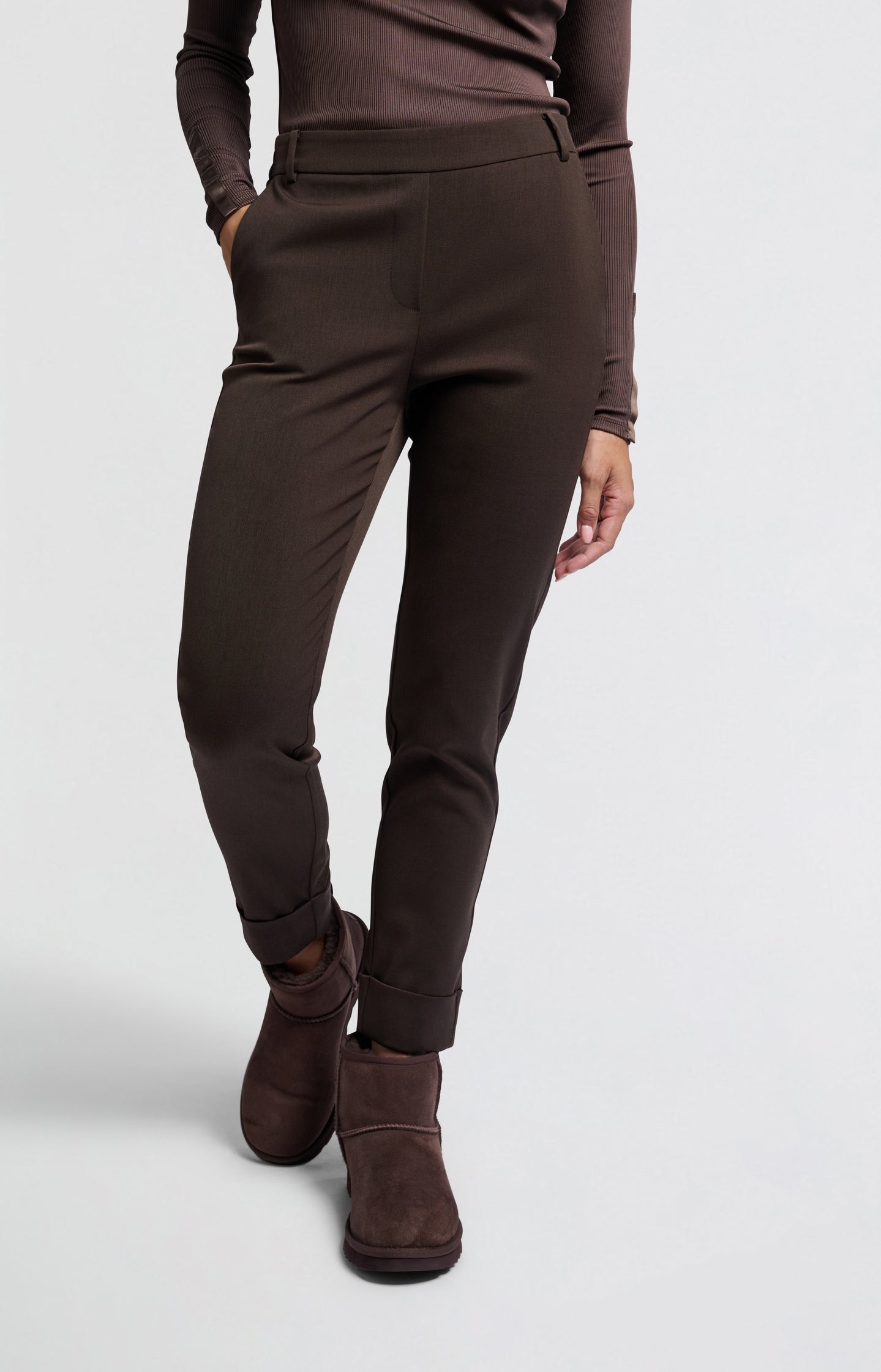 Valero London - Woven trousers with straight legs and elastic waistband